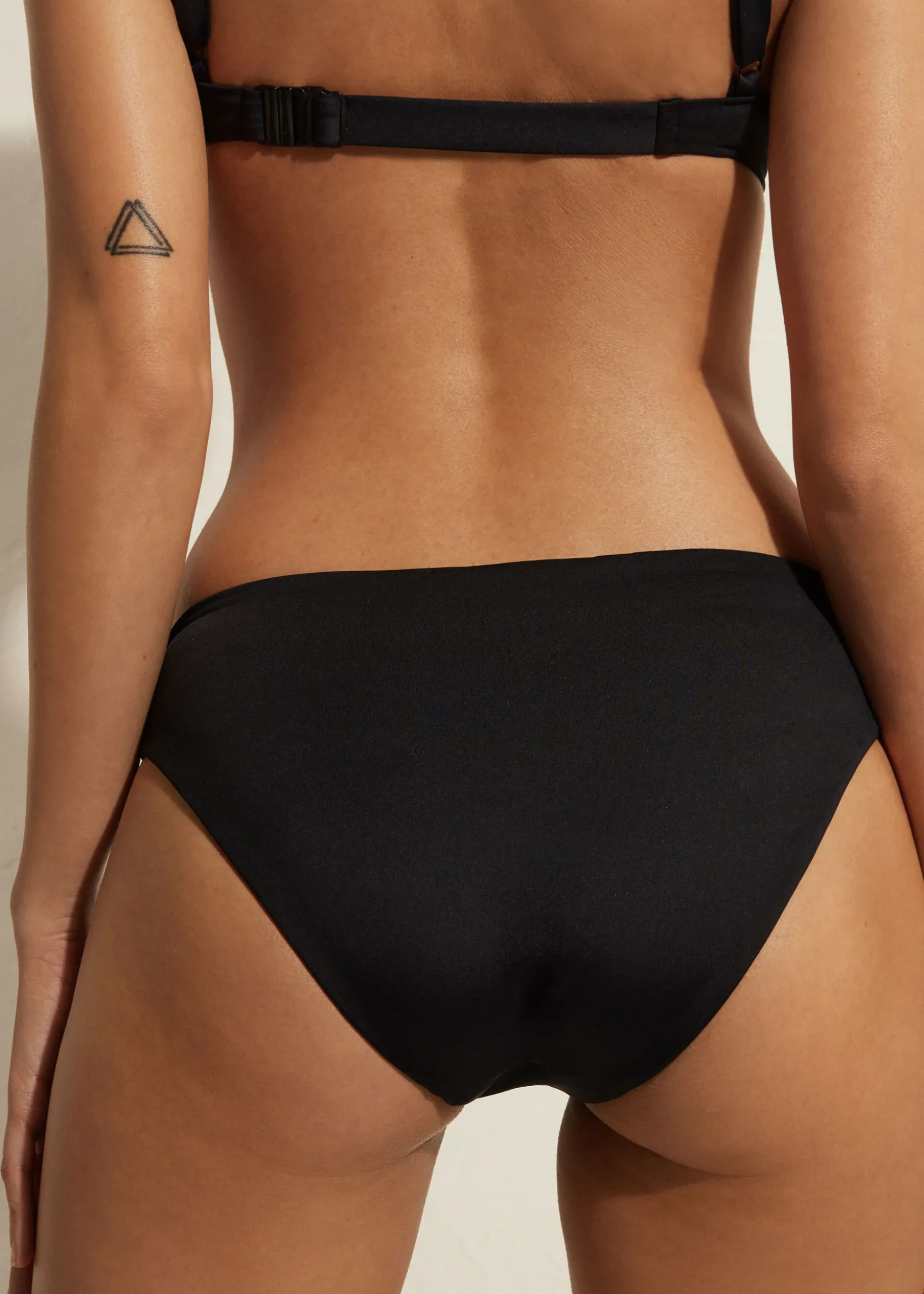 Bas De Maillot Taille Haute Indonesia