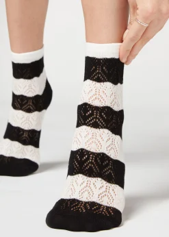 Chaussettes Basses Ajourees Et A Rayures