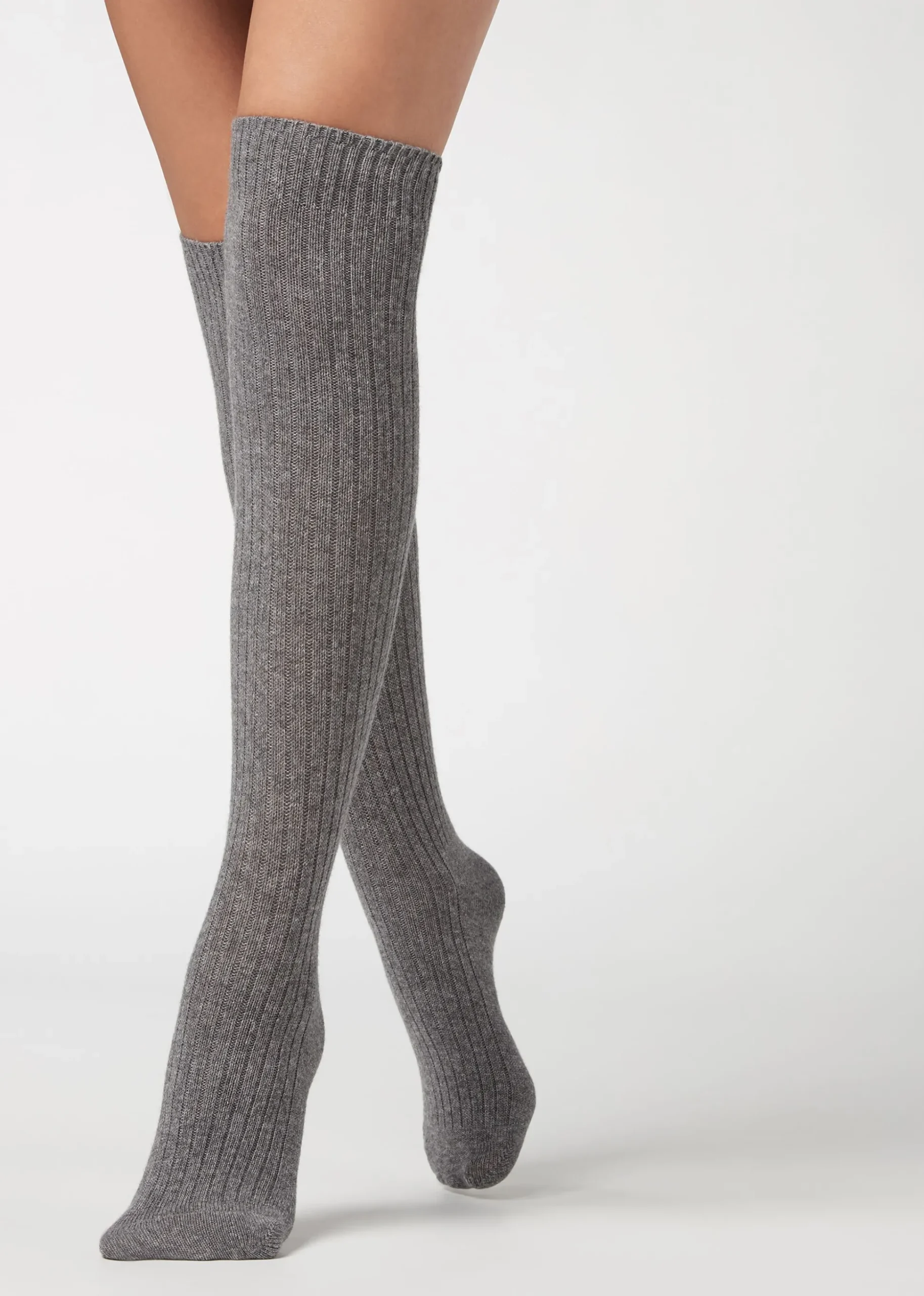 Chaussettes Hautes Cotelees Avec Laine Et Cachemire