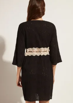 Robe En Dentelle Anglaise Avec Paillettes