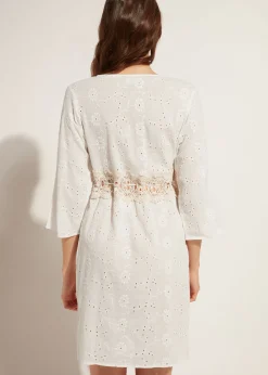 Robe En Dentelle Anglaise Avec Paillettes