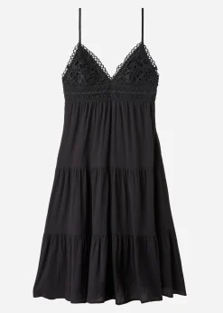 Robe Mi-Longue En Dentelle Macrame Et Jupe Volantee